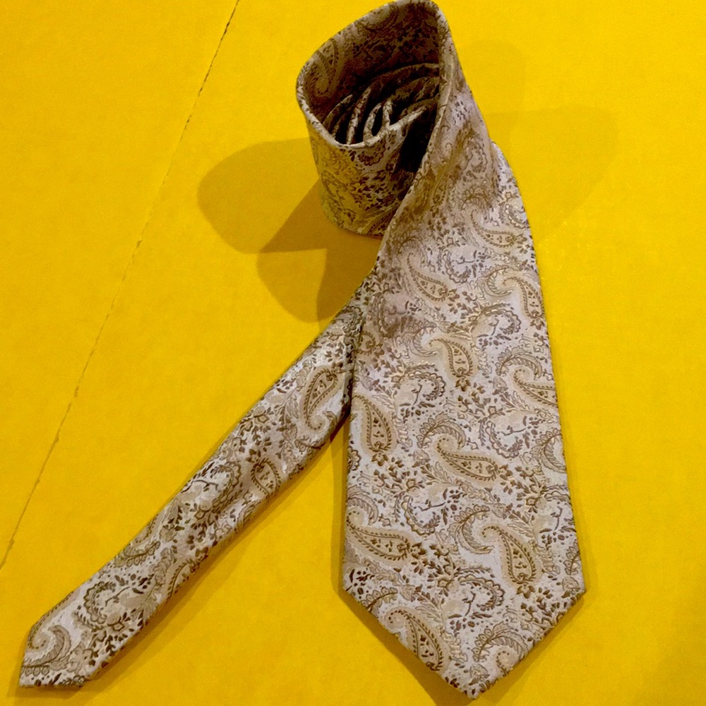 Necktie